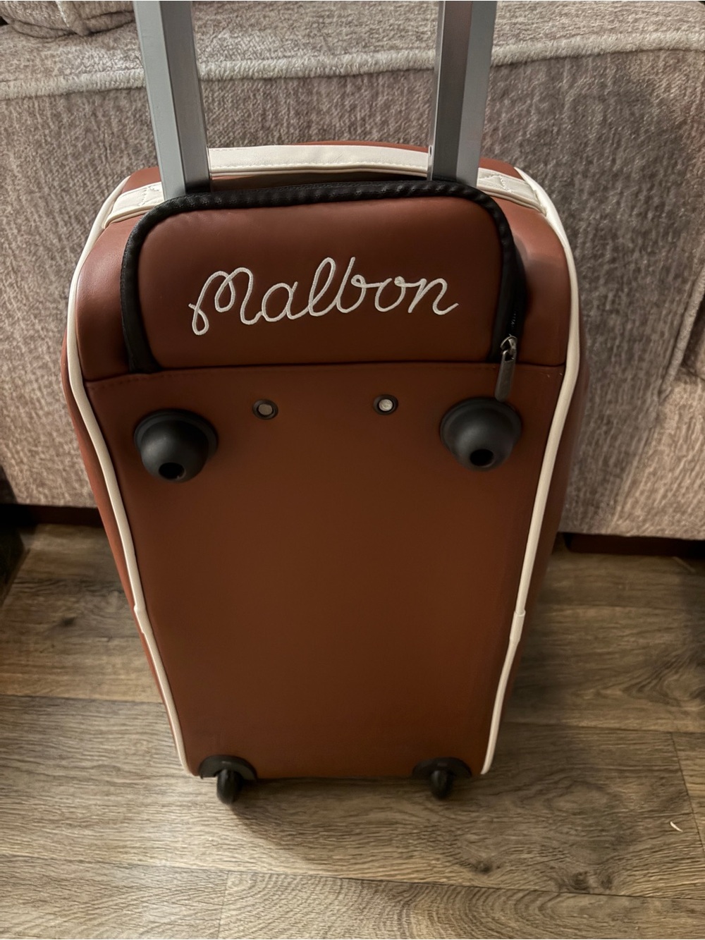 MALBON Boston Luggage Travel bag w/retractable handle, separate shoe compartment - Picture 7 of 10